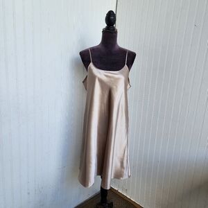Delicate Treasures Intimates Womens Beige Satin Nightie Chemise Sz L